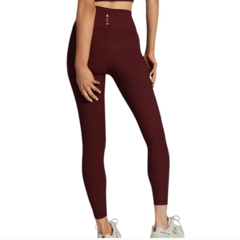 Wilo Ribbed Burgundy Yoga Workout Leggings Size Medium